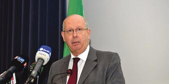 Algeria: The 2018 budget bill expects a parity of 1 dollar for DA 115