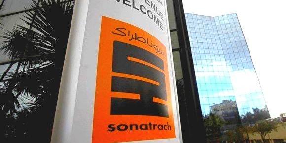 Algérie-Le P-DG de Sonatrach: Des emplois aux stagiaires dès la fin de leur formation