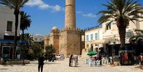 Tunisie:Sousse , Plus de 3 mille touristes tunisiens et étrangers accueillis depuis le 4 juin